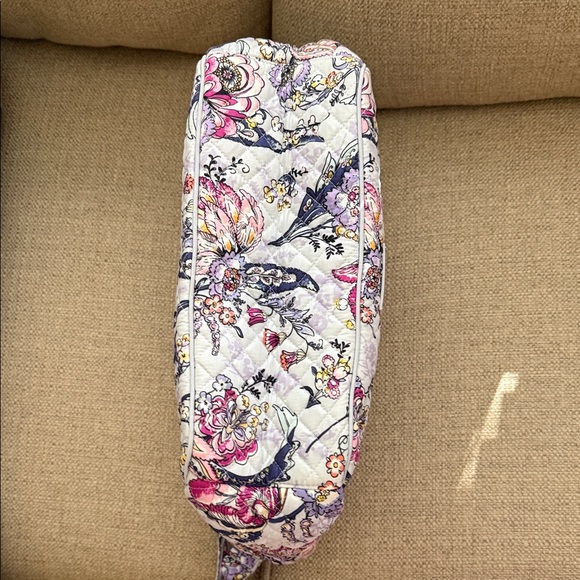 Vera Bradley Hummingbird Park Floral Quilted Crossbody Bag #27 - Picture 6 of 6